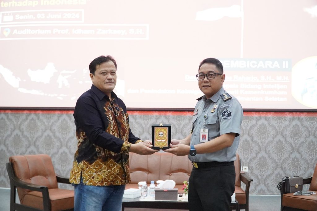 Gambar-WhatsApp-2024-06-03-pukul-16.26.56_3819693a-1024x682