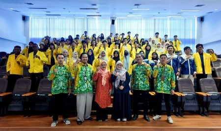 WhatsApp Image 2026-04-11 at 10.16.08 AM (1) ULM Supports Scholarship Recipients, Building a Positive Mindset and Academic Discipline