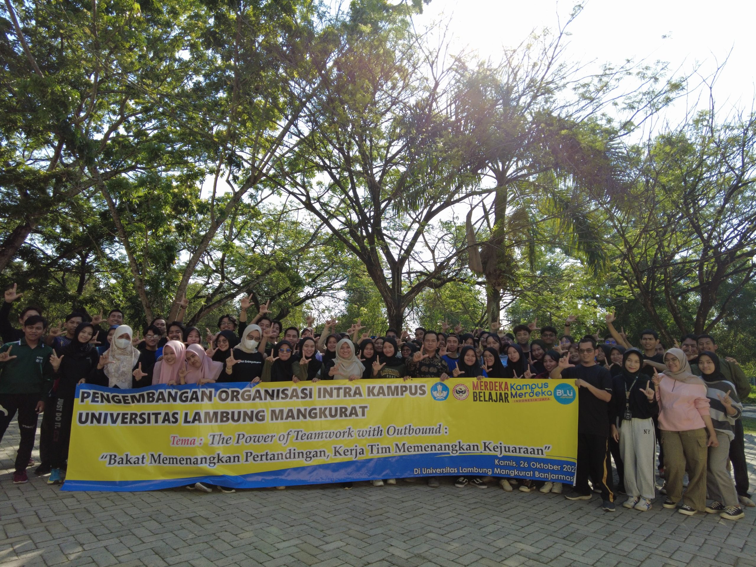 DCIM100MEDIADJI_0325.JPG
