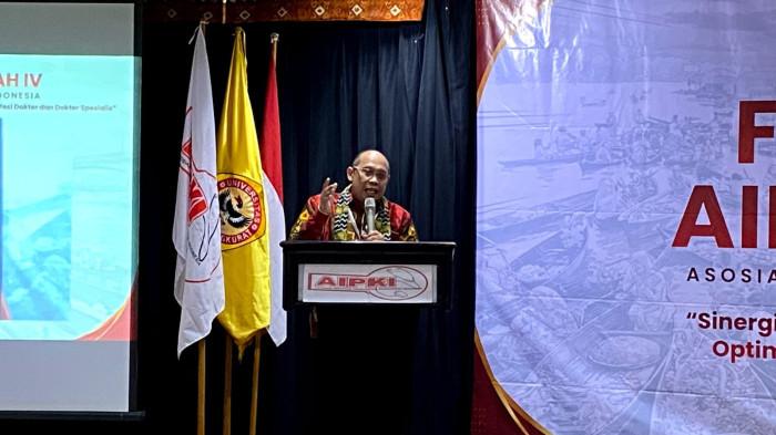 Sambutan-Oleh-Dekan-FKIK-ULM-Prof-dr-Syamsul-Arifin-MPd-FISPH-FISCM